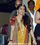 Vidya wore her sari 