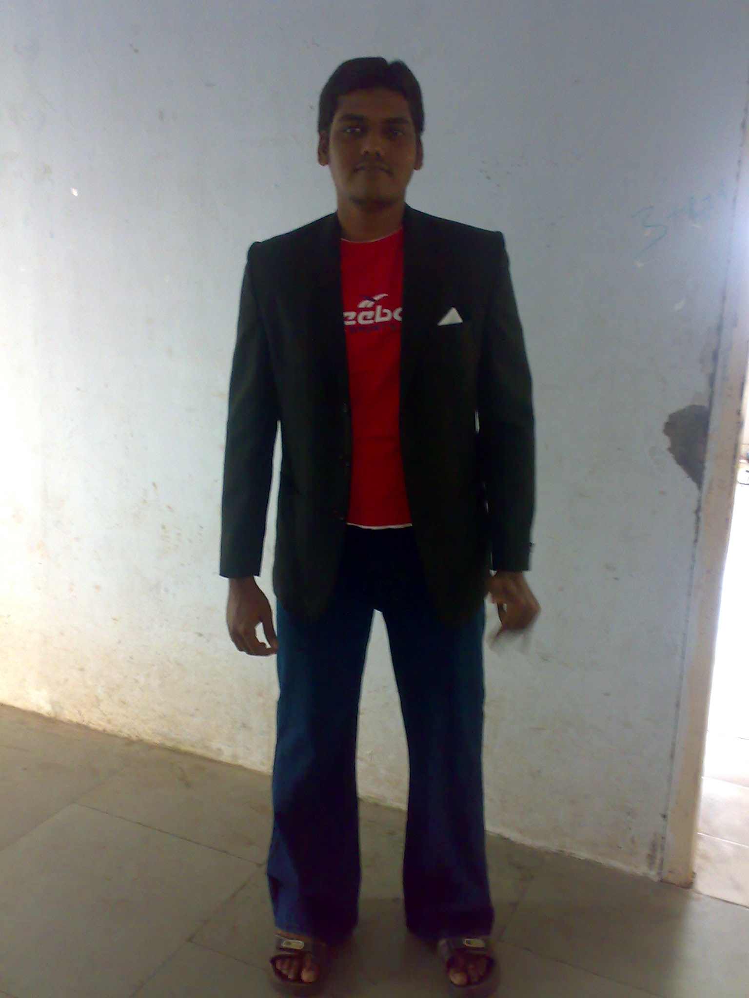 I AM LOOKING FOR GIRL FRIENDS