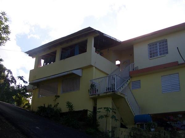 my mom  house in  pr 