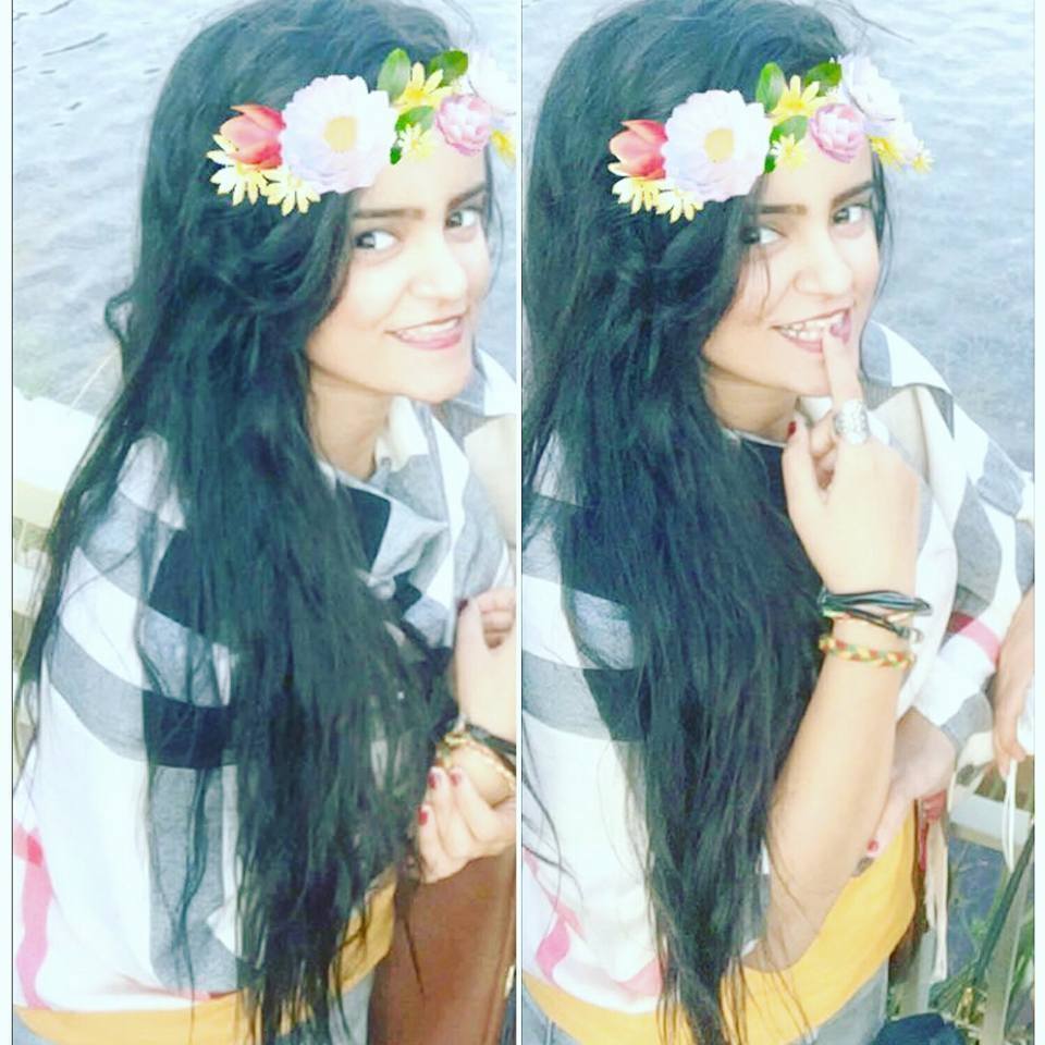 i am a very nice and simple looking girl,