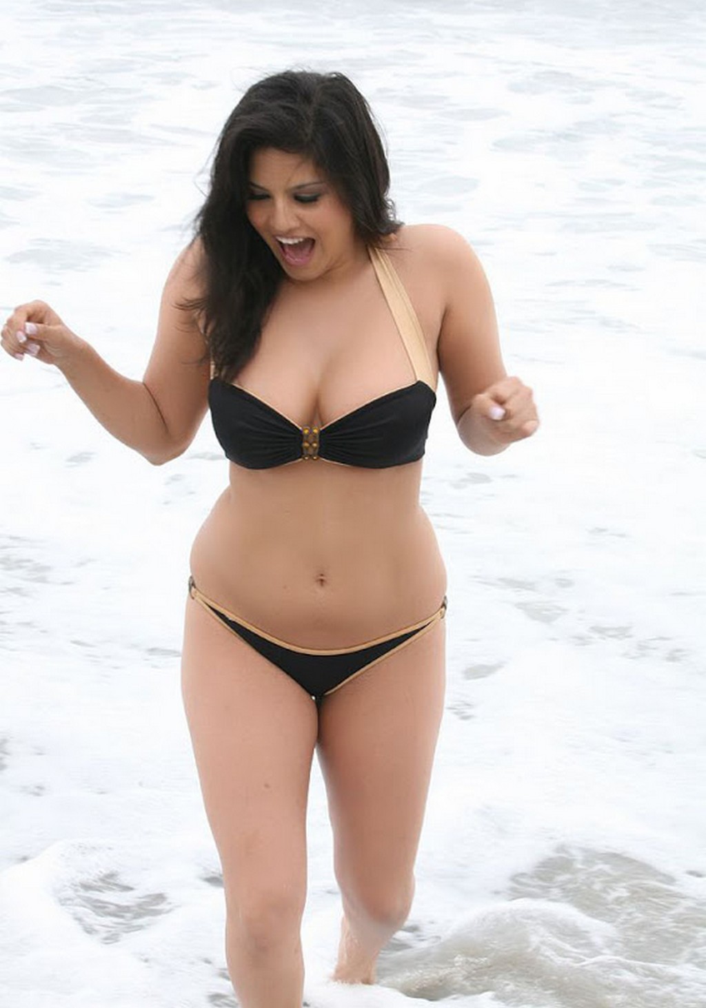 Sunny Leone in Bikini