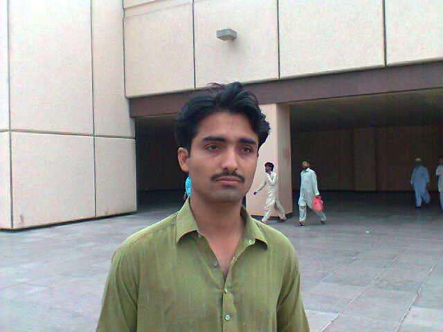 It me on jinnah air port