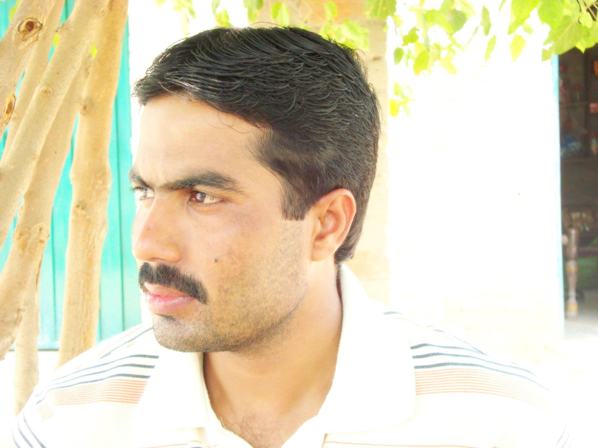 hi 
munawar hussain
okara 
job in coca cola international