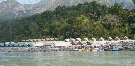 CAMP ON BEACH