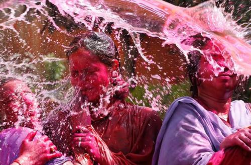Holi