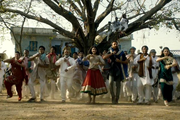 matru ki bijlee ka mandola anushka sharma hot 