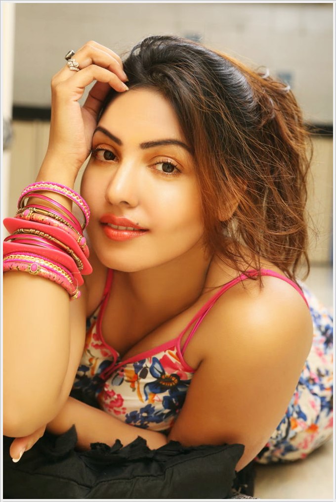 Komal Jha
