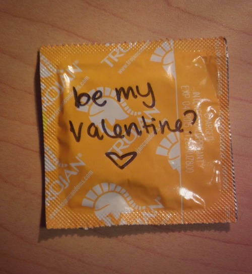 Naughty !! WOW pic for valentine