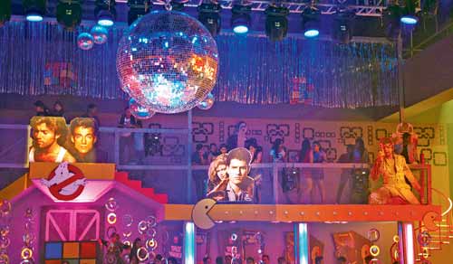 Sonakshi shoots for her item song on sets of 'Himmatwala