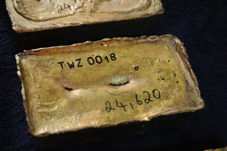 Gold treated