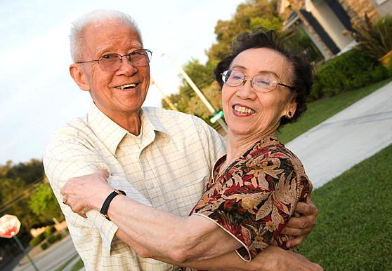 senior couple hugging
