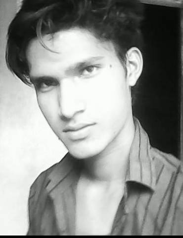 it\'s me friends if you like me please add friend list